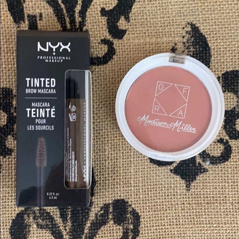 Makeup bundle